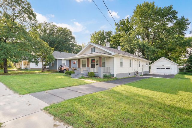 1911 W Walnut Street, Springfield, MO 65806
