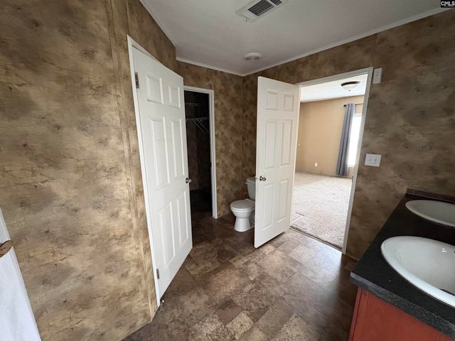 546 Gus Sturkie Road, Swansea, SC 29160