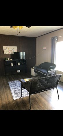 8680 KY-196, Nancy, KY 42544