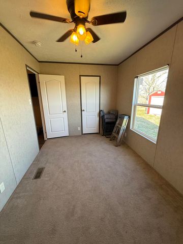 8680 KY-196, Nancy, KY 42544