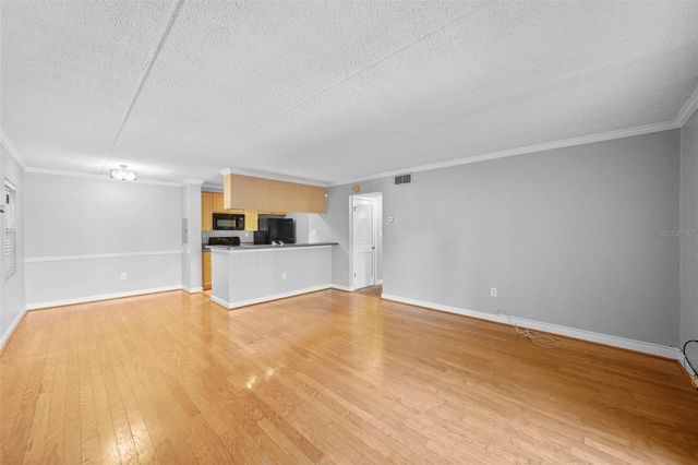 108 ALAMEDA COURT 236, Tampa, FL 33609