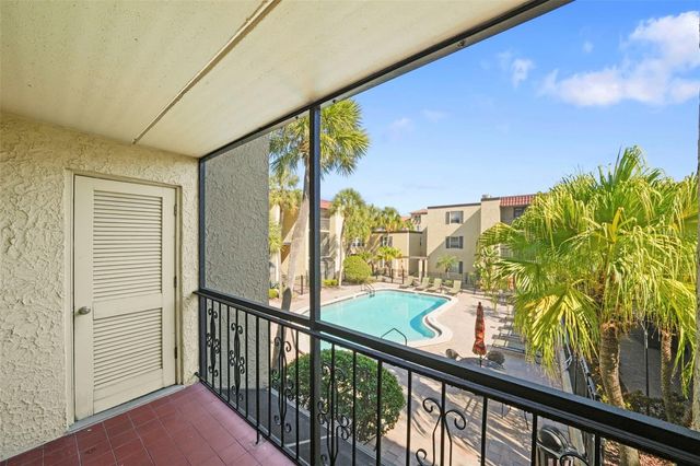 108 ALAMEDA COURT 236, Tampa, FL 33609