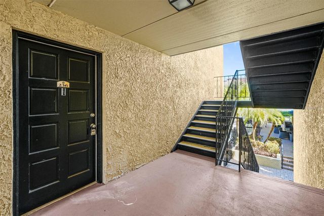 108 ALAMEDA COURT 236, Tampa, FL 33609