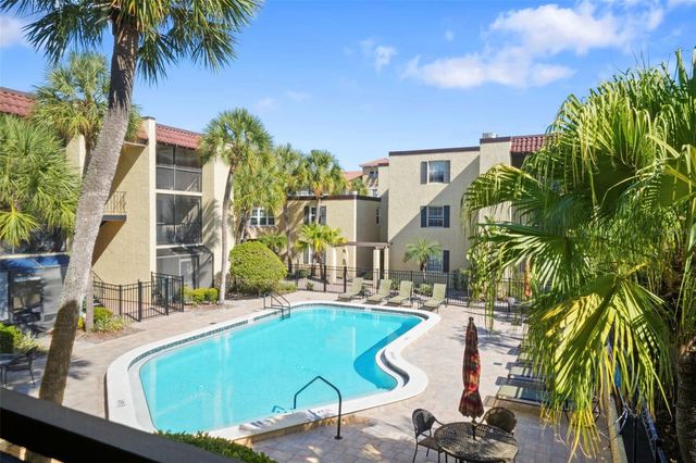 108 ALAMEDA COURT 236, Tampa, FL 33609