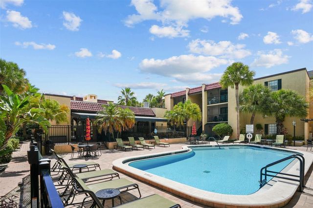 108 ALAMEDA COURT 236, Tampa, FL 33609