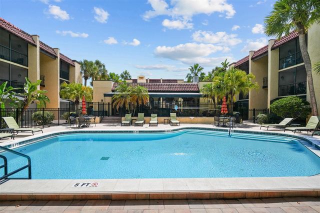 108 ALAMEDA COURT 236, Tampa, FL 33609