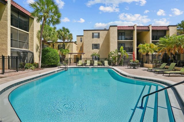 108 ALAMEDA COURT 236, Tampa, FL 33609