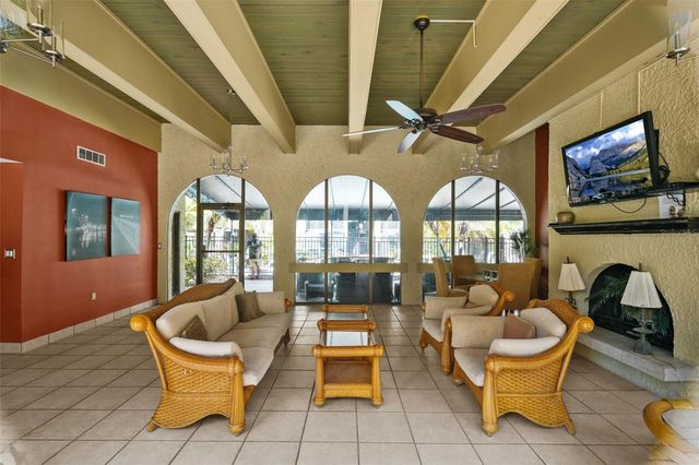 108 ALAMEDA COURT 236, Tampa, FL 33609