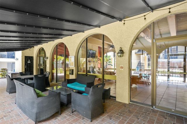 108 ALAMEDA COURT 236, Tampa, FL 33609