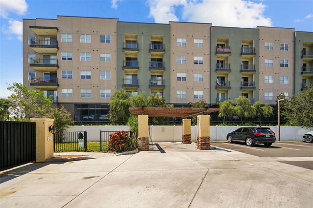 108 ALAMEDA COURT 236, Tampa, FL 33609