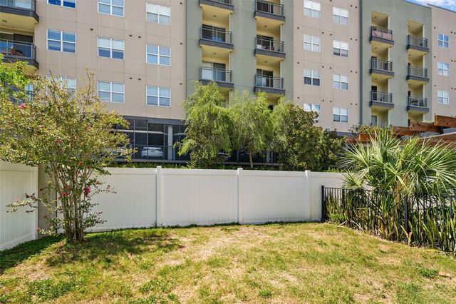 108 ALAMEDA COURT 236, Tampa, FL 33609