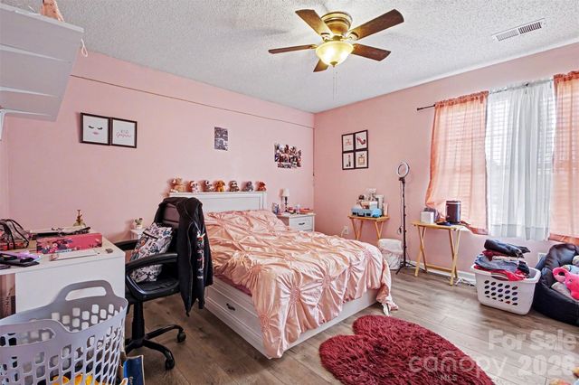 2026 Edenderry Drive, Statesville, NC 28625