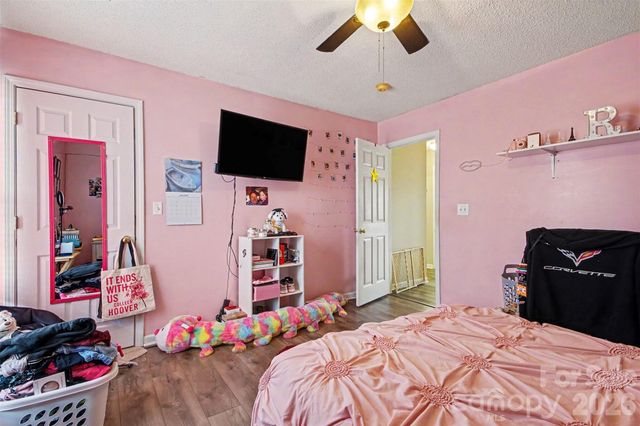 2026 Edenderry Drive, Statesville, NC 28625