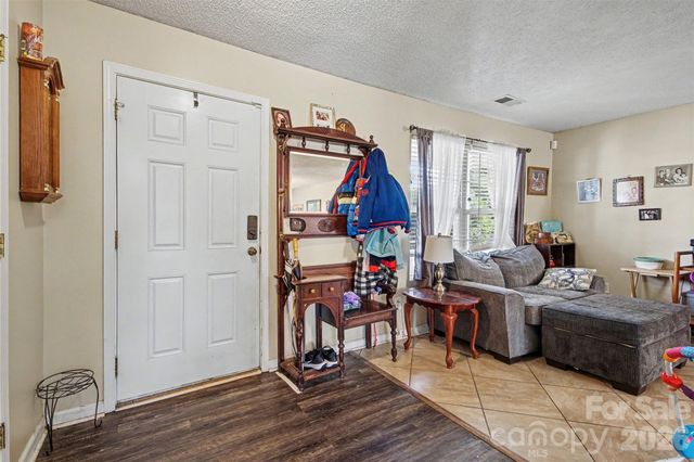 2026 Edenderry Drive, Statesville, NC 28625