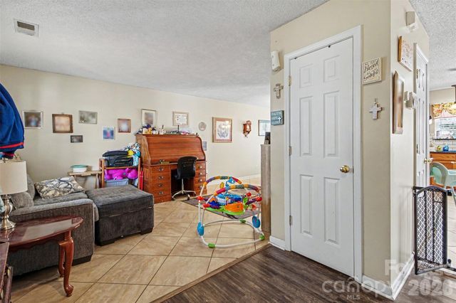 2026 Edenderry Drive, Statesville, NC 28625