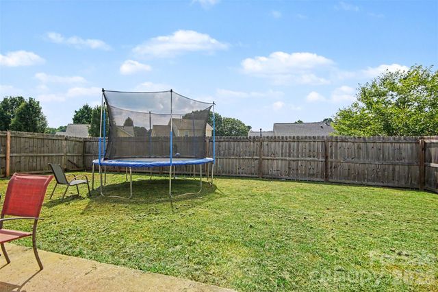 2026 Edenderry Drive, Statesville, NC 28625