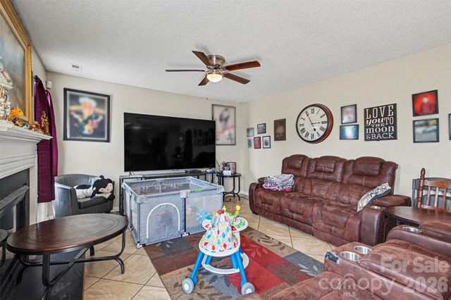 2026 Edenderry Drive, Statesville, NC 28625