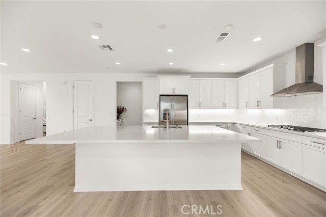 32265 Neal Lane, Menifee, CA 92584