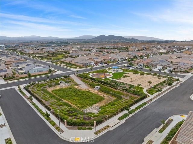 32265 Neal Lane, Menifee, CA 92584