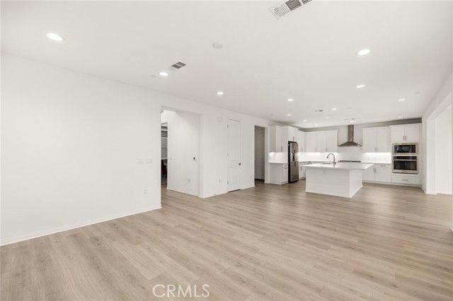 32265 Neal Lane, Menifee, CA 92584