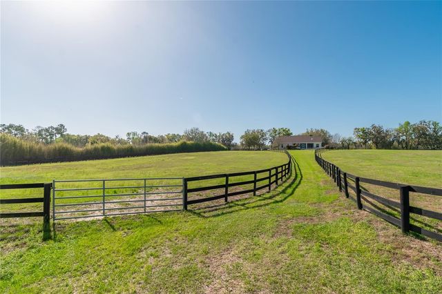 8785 NW 63RD STREET, Ocala, FL 34482