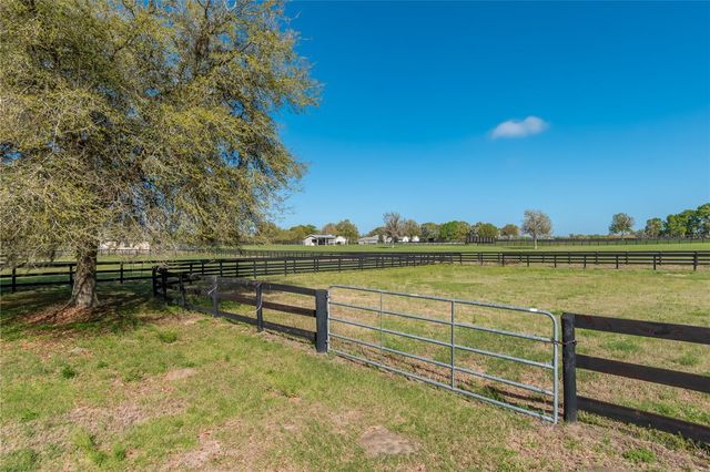 8785 NW 63RD STREET, Ocala, FL 34482