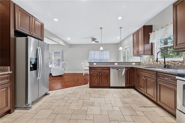 7801 Doris DR, Norfolk, VA 23505