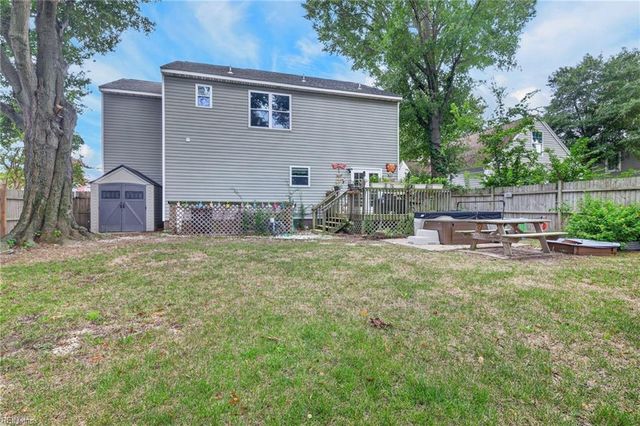 7801 Doris DR, Norfolk, VA 23505