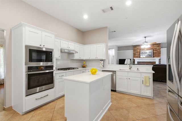 4218 Glistening Springs, Rowlett, TX 75088