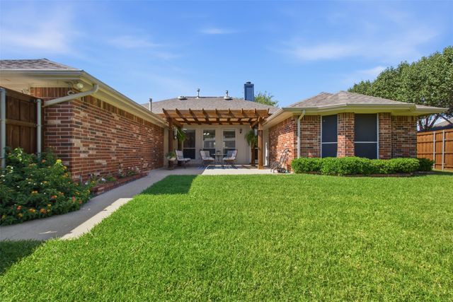 4218 Glistening Springs, Rowlett, TX 75088