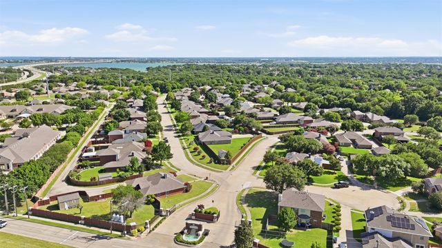 4218 Glistening Springs, Rowlett, TX 75088