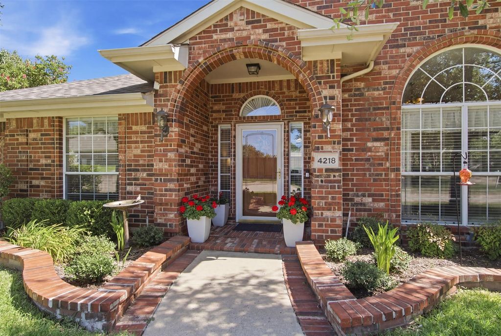 4218 Glistening Springs, Rowlett, TX 75088