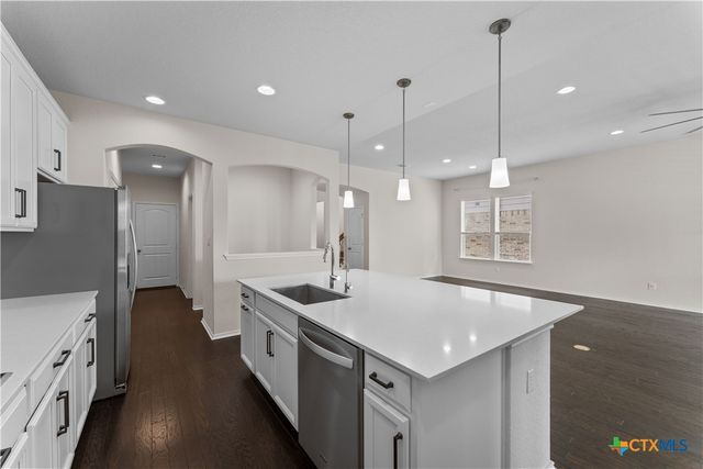 942 Blue Violet, New Braunfels, TX 78130