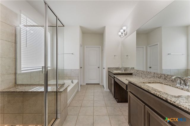 942 Blue Violet, New Braunfels, TX 78130