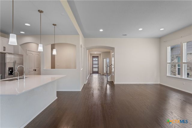 942 Blue Violet, New Braunfels, TX 78130
