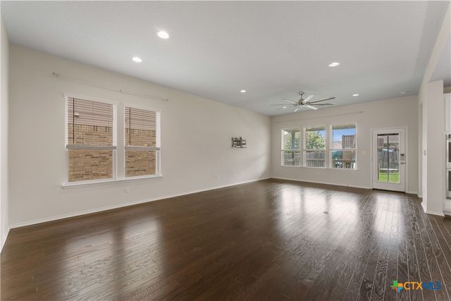942 Blue Violet, New Braunfels, TX 78130