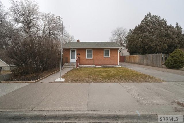 285 Lomax Street, Idaho Falls, ID 83401