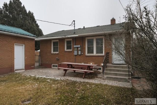 285 Lomax Street, Idaho Falls, ID 83401