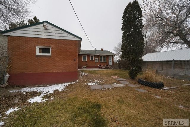 285 Lomax Street, Idaho Falls, ID 83401
