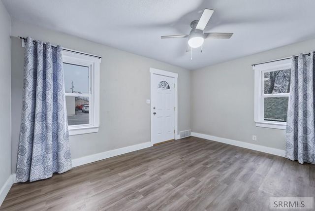 285 Lomax Street, Idaho Falls, ID 83401