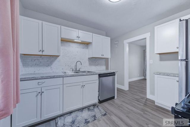 285 Lomax Street, Idaho Falls, ID 83401