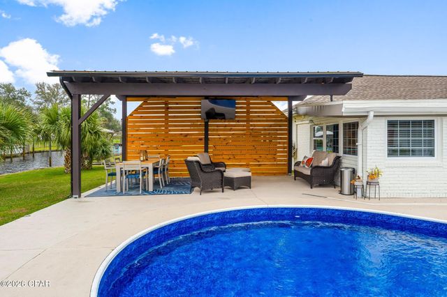 4503 Northshore Road, Lynn Haven, FL 32444