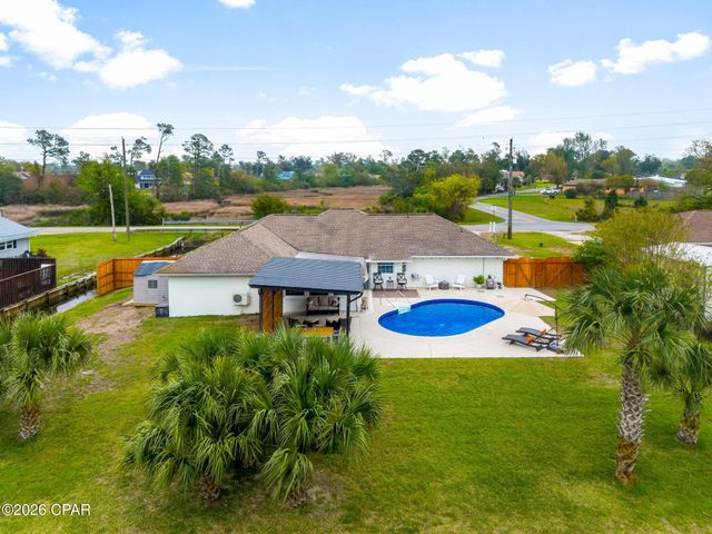 4503 Northshore Road, Lynn Haven, FL 32444