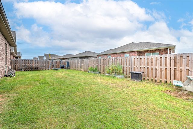 2141 Periwinkle Place, Centerton, AR 72719