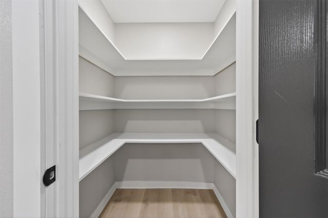 6026 Ridgeway Drive, Houston, TX 77033