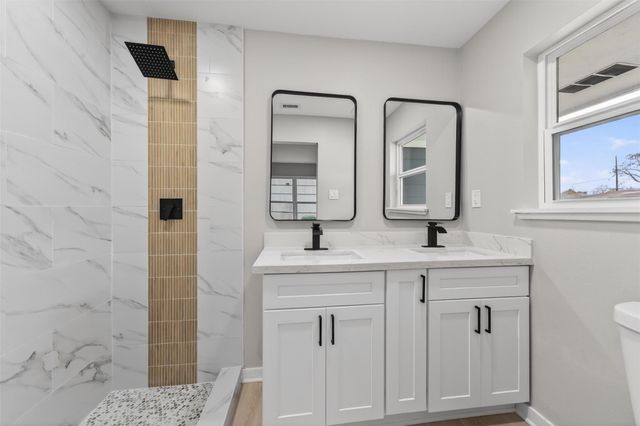 6026 Ridgeway Drive, Houston, TX 77033