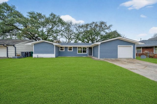 6026 Ridgeway Drive, Houston, TX 77033