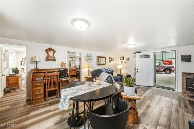 1661 West Duck Street, Pahrump, NV 89060