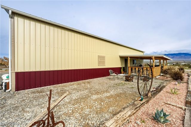 1661 West Duck Street, Pahrump, NV 89060