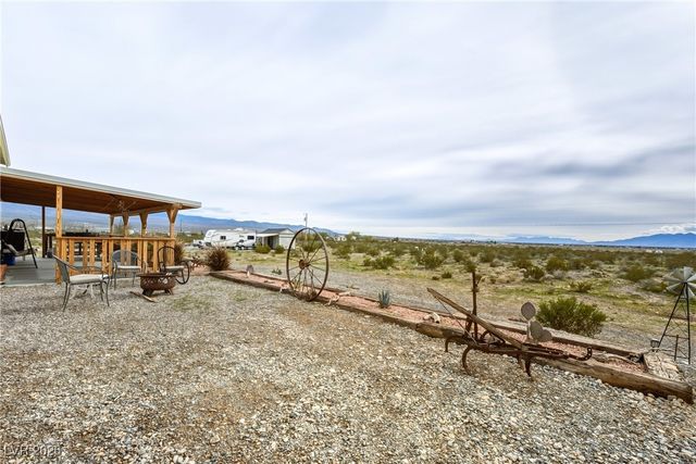 1661 West Duck Street, Pahrump, NV 89060